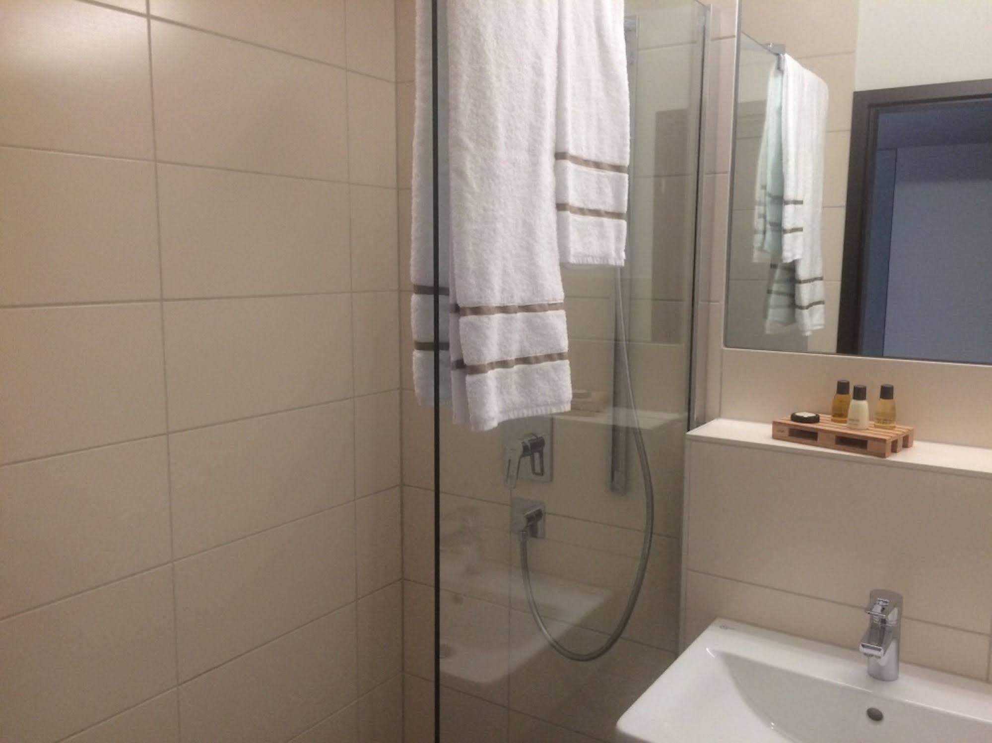 Hotel Am Engelberg Winterbach  Экстерьер фото