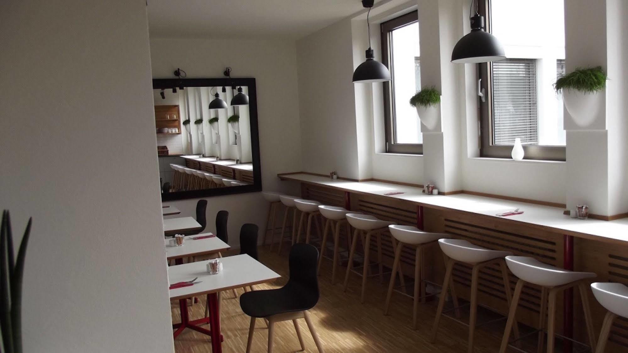 Hotel Am Engelberg Winterbach  Экстерьер фото
